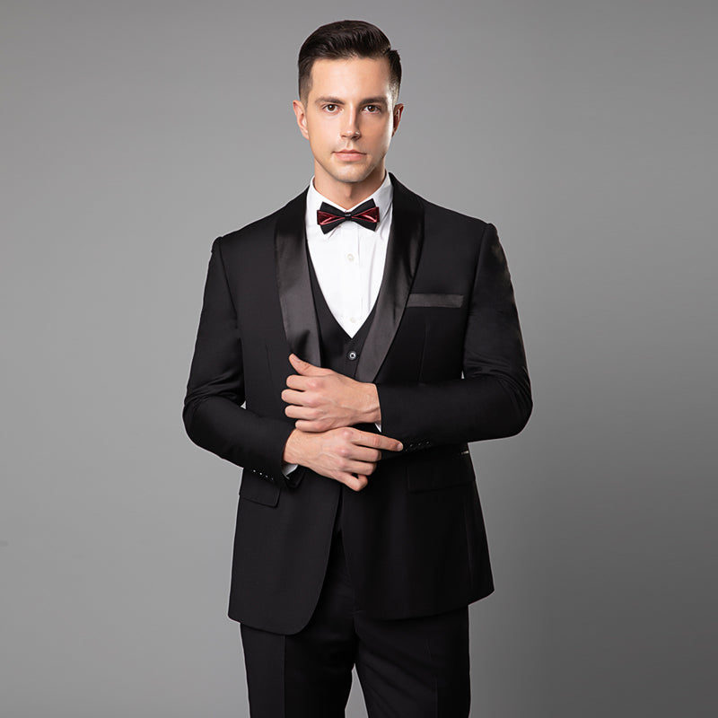 BLACK TUXEDOS SUIT